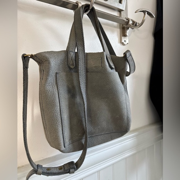 MADEWELL Small Transport Tote Crossbody Gray Leather O/S - Picture 3 of 9